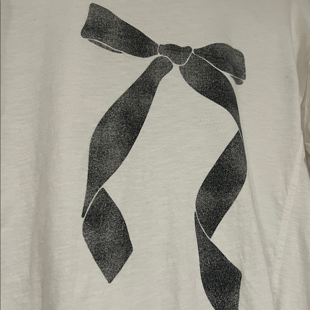 Aerie Cozy Oversized Boyfriend Graphic T-shirt Soft Muslin Cream Charcoal Bow XS - Picture 8 of 11